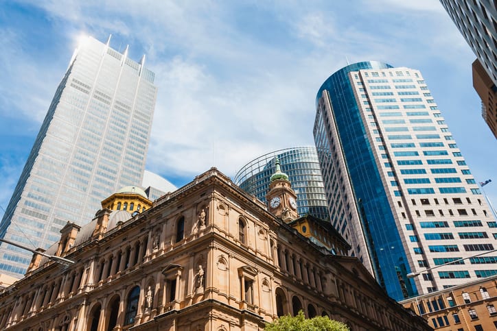 Photo of city skyline